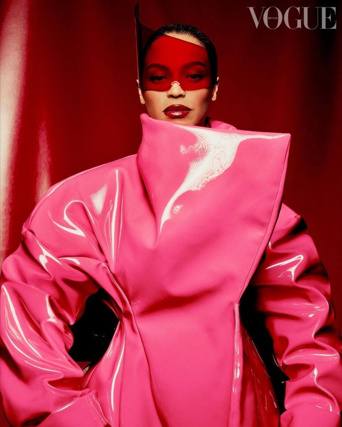 Η Beyoncé στο νέο εξώφυλλο της Vogue έκανε μία επιστροφή ως απόλυτη diva