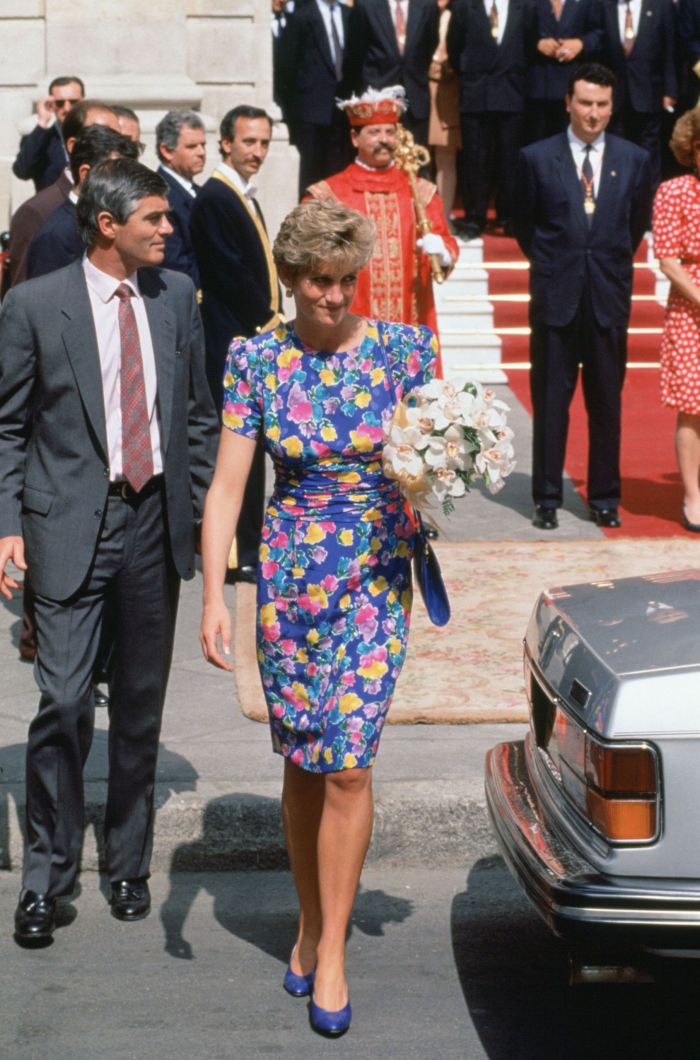 Style icons: 10 καλοκαιρινά σύνολα της πριγκίπισσας Diana που έχουν αφήσει εποχή