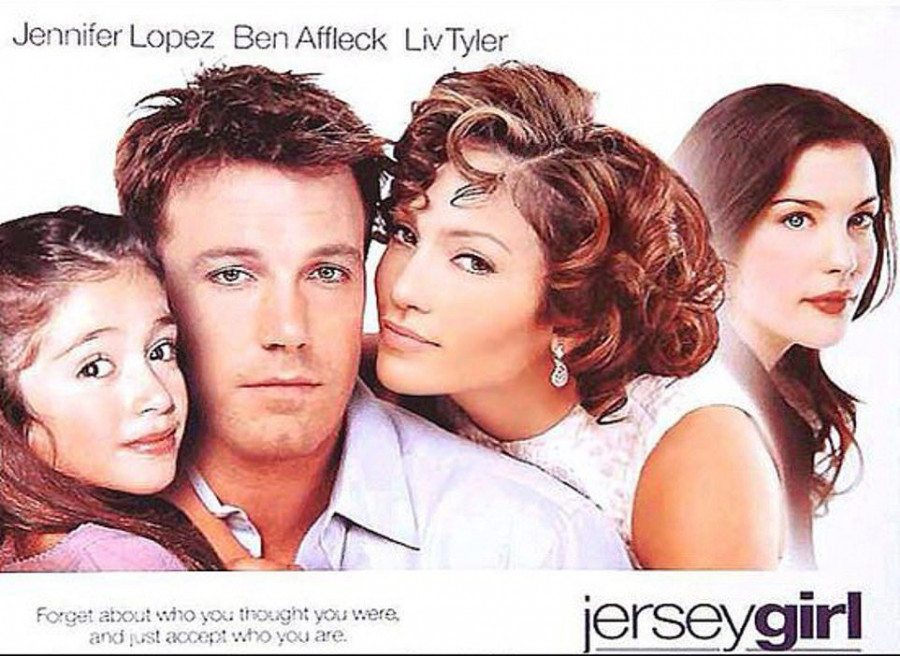 Το μυστήριο με το πρώτο νυφικό της JLo  Είναι όντως αυτό που φαίνεται στο poster του Jersey Girl;