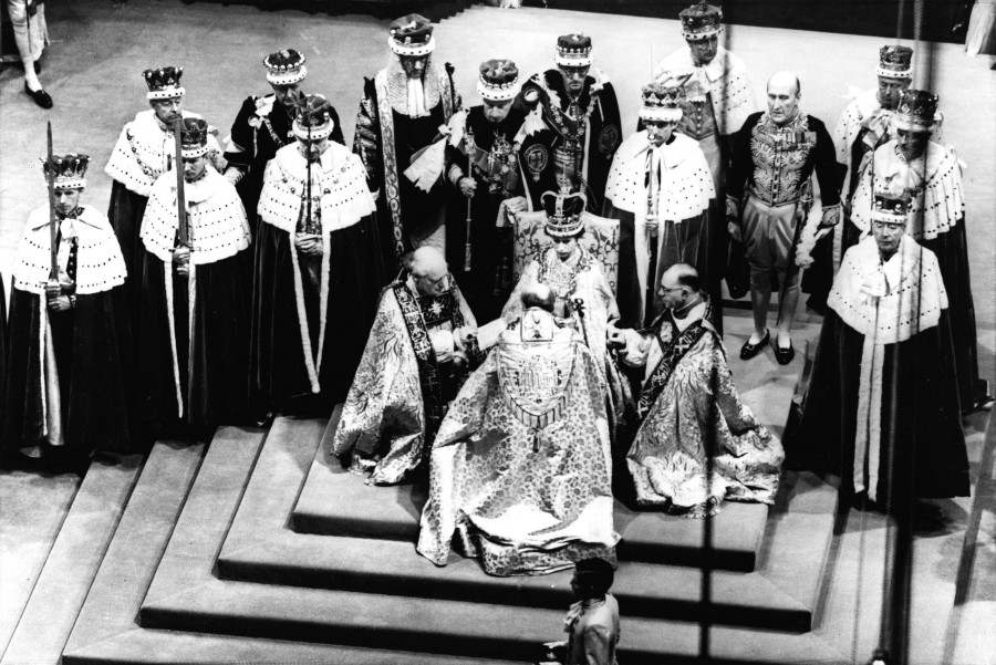 Η ιστορία των πολυτελών κοσμήματων που θα δούμε στην τελετή στέψης του Βασιλιά Καρόλου Γ'