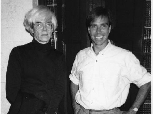 Ο Tommy Hilfiger παρουσιάζει το Tommy Factory εμπνευσμένο από τον Andy Warhol