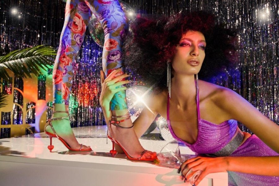 «Back to the Future»:Η νέα καμπάνια KALOGIROU αφιερωμένη στα εκλεκτικά ταξίδια της μόδας στον χρόνο