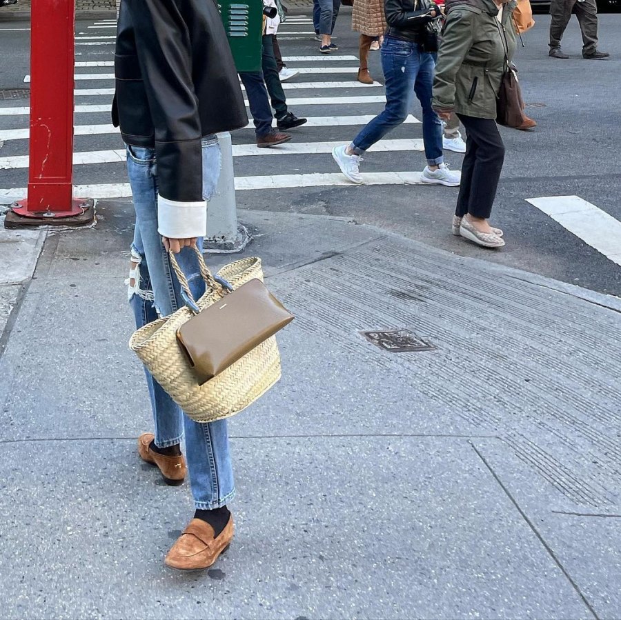 Tote bag + hand bag: Οι πάνινες τσάντες για ψώνια είναι το ιδανικό ταίρι για τα fancy τσαντάκια σου
