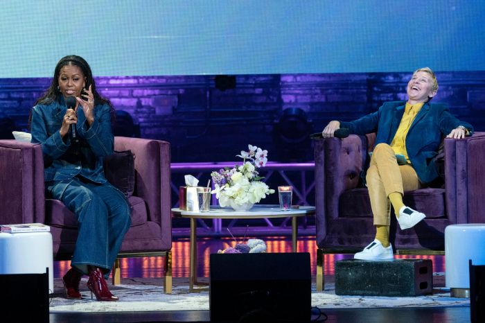 Η Michelle Obama εμφανίστηκε με σύνολο Ganni και όλοι μιλούν για την αλλαγή στο στυλ της