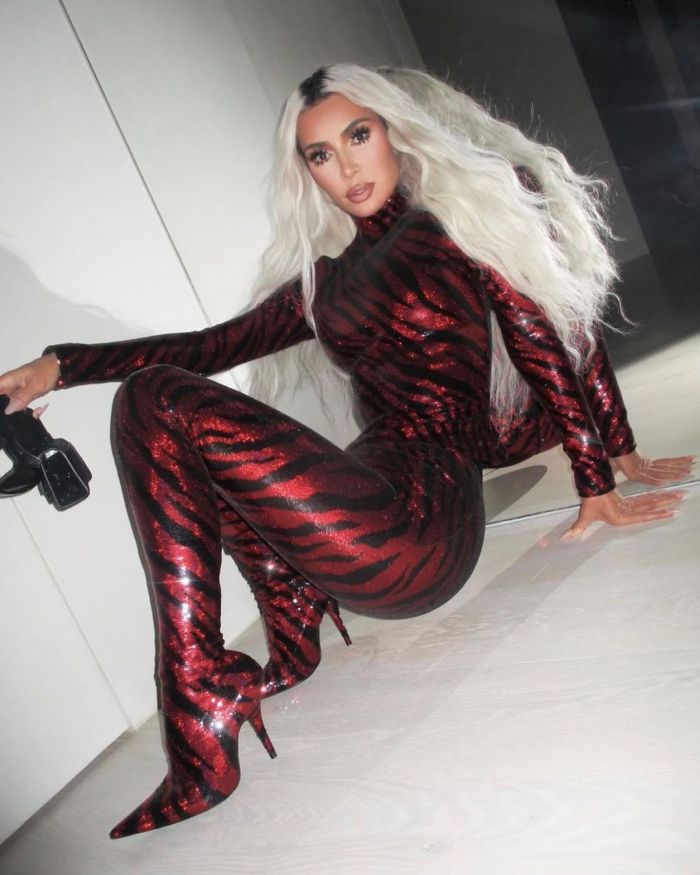 Η Kim Kardashian γυρίζει την πλάτη στον Balenciaga ενώ ο Demna Gvasalia συνεχίζει (δυστυχώς)να σιωπά