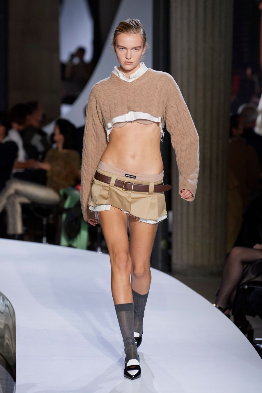 Fashion review 2022:Η Bella Hadid, η τσάντα περιστέρι και η Miu Miu στην ετήσια ανασκόπηση του Lyst