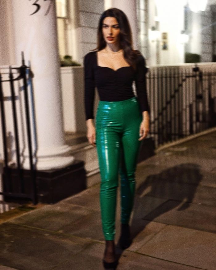 Η Τόνια Σωτηροπούλου φόρεσε το ανατρεπτικό και sexy παντελόνι του χειμώνα που πρέπει να δοκιμάσεις