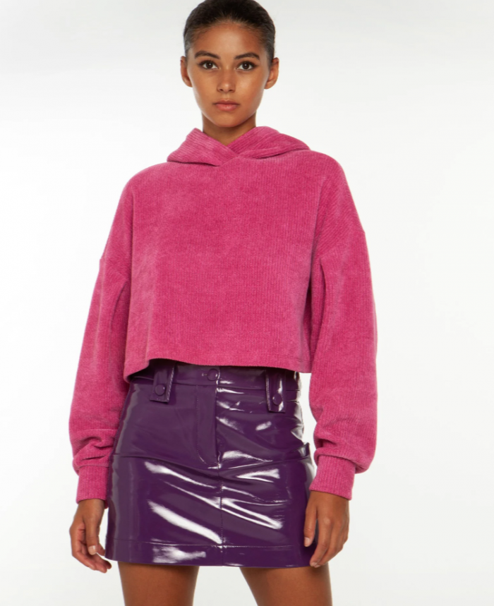 Οδηγός αγοράς: Τα πολύχρωμα φούτερ και ζακέτες με κουκούλα που θα φορέσουμε την άνοιξη