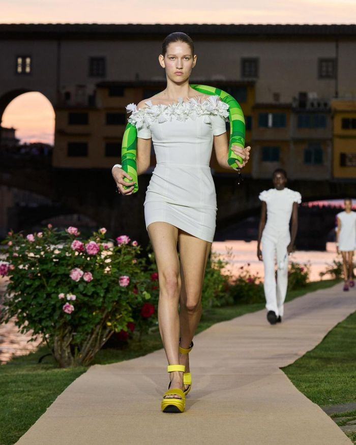 Emilio Pucci Resort 2024: Ο ιταλικός οίκος επέστρεψε σπίτι του με ένα εντυπωσιακό show στη Φλωρεντία