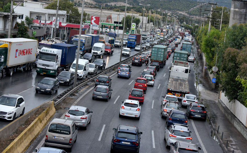 Προσωρινές κυκλοφοριακές ρυθμίσεις από την Δευτέρα στην Αθηνών – Κορίνθου