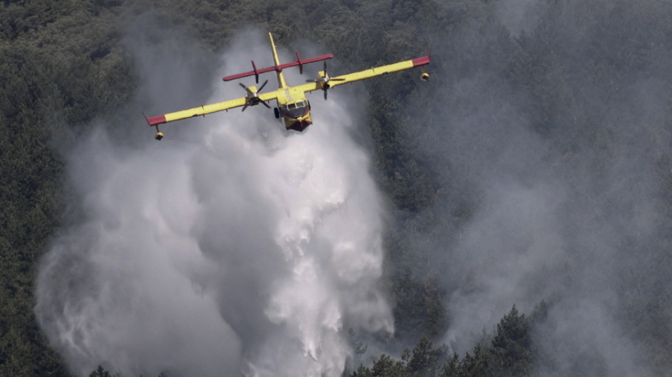 arouraios-image-kairos_ispania_canadair