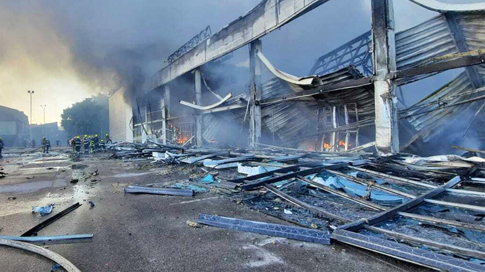 arouraios-image-ukraine_mall_attack_xr