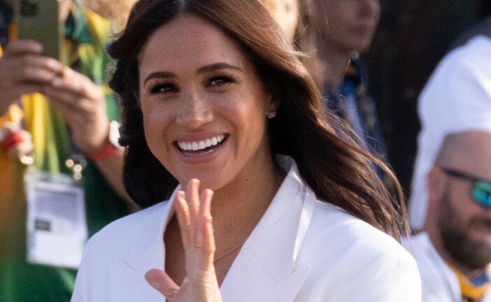 Η Meghan Markle επιστρέφει στο pre-royal στυλ της και φοράει το αγαπημένο της δερμάτινο παντελόνι