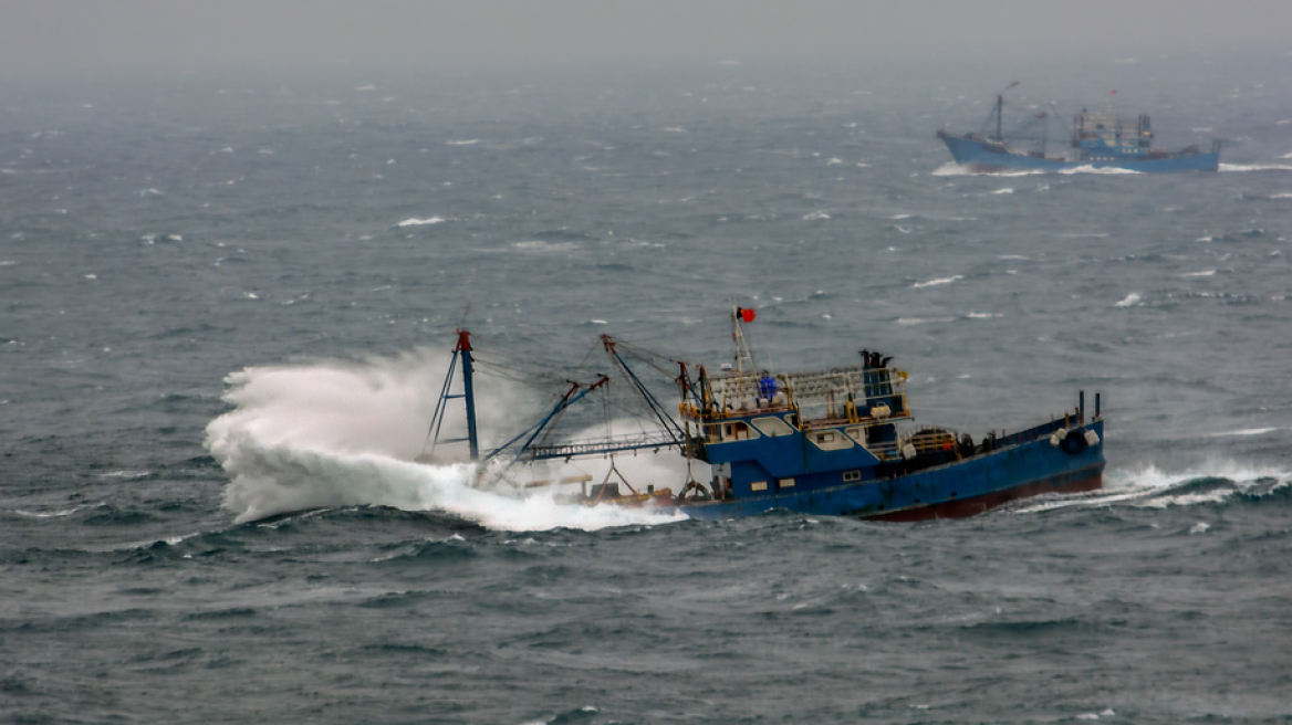 arouraios-image-chinese_trawler