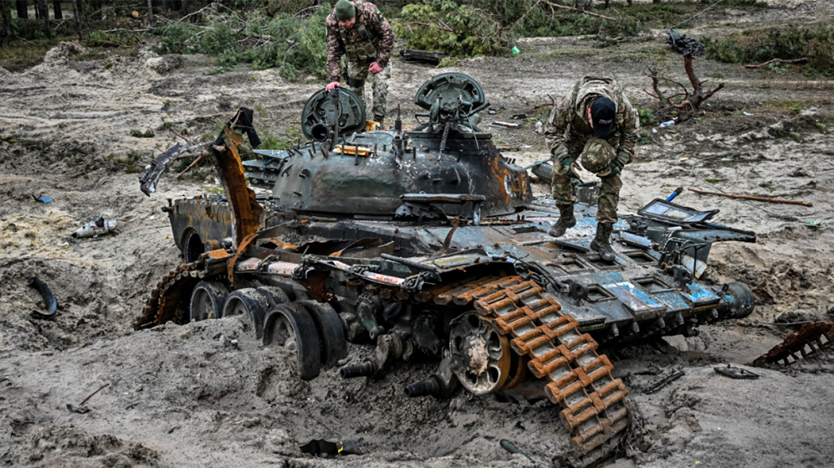 arouraios-image-russian_tanks_destroyed_xr