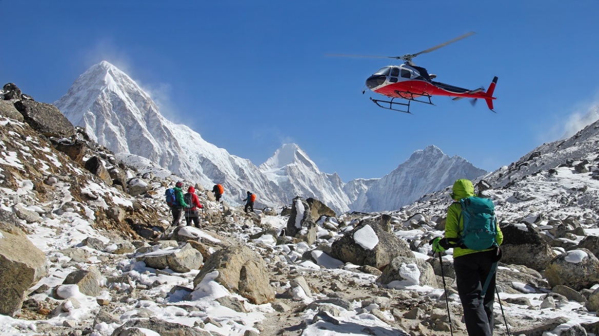 arouraios-image-nepal_helicopter